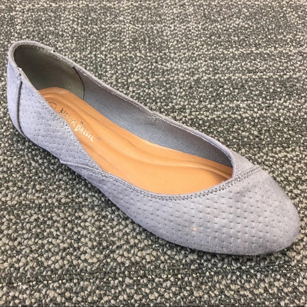 Nature B Scalloped gray faux suede ballerina FLAT - Picture 4 of 8